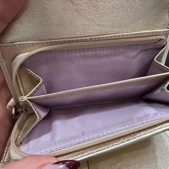 Sold - Picture 5 of 7